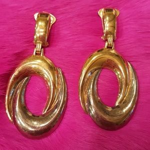 VINTAGE PIERRE CARDIN GOLD HOOP DESIGN CLIP ON ‎ EARRINGS